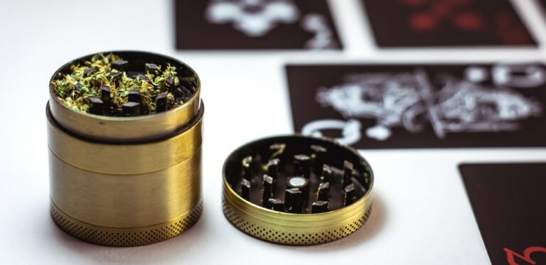 cannabis grinder kaufen